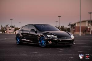 Tasla Model S by EVS Motors on Vossen Wheels (HC-3) 2018 года